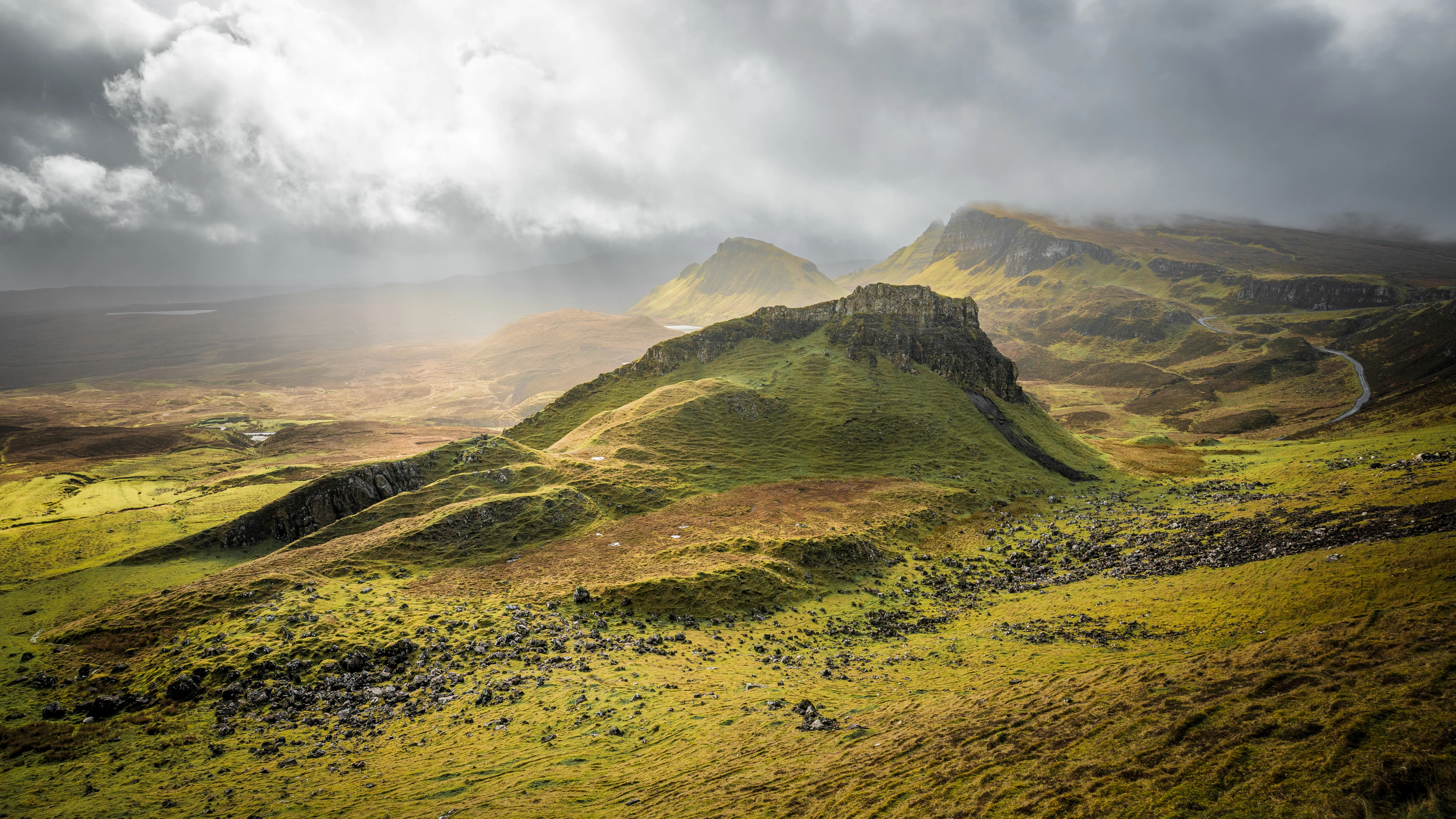 Light breaking over the Quiraing